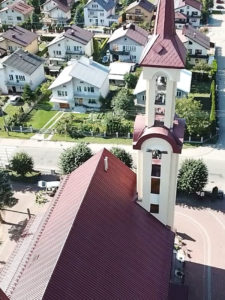 malowanie wieży kościelnej