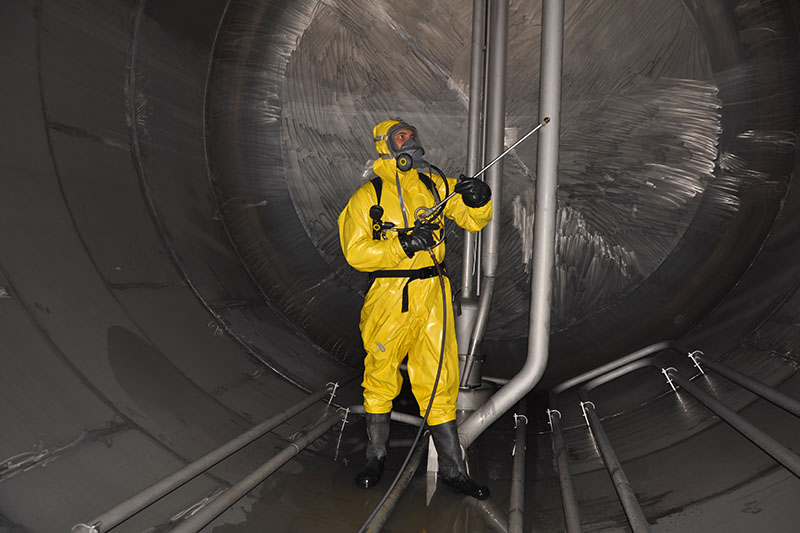 czyszczenie zbiorników przemysłowych