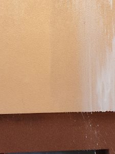 malowanie elewacji i tynku mozaikowego