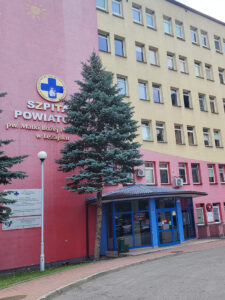 malowanie elewacji szpitala w leżajsku