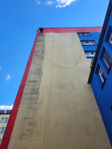 malowanie elewacji szpitala w leżajsku