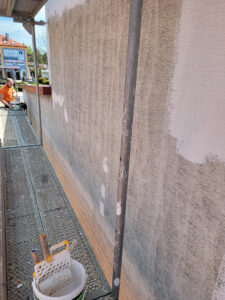 malowanie elewacji szkoły w leżajsku